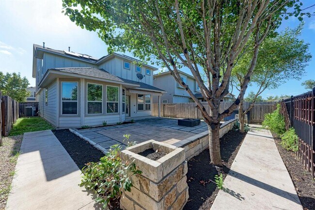 Building Photo - 5320 Ingersoll Ln