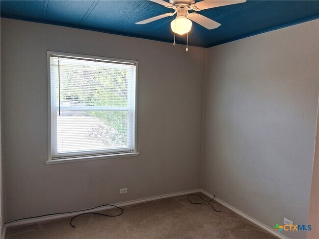Building Photo - 1109 Elyse Dr