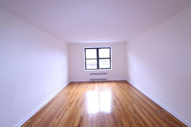 Building Photo - 2 bedroom in FLUSHING NY 11354