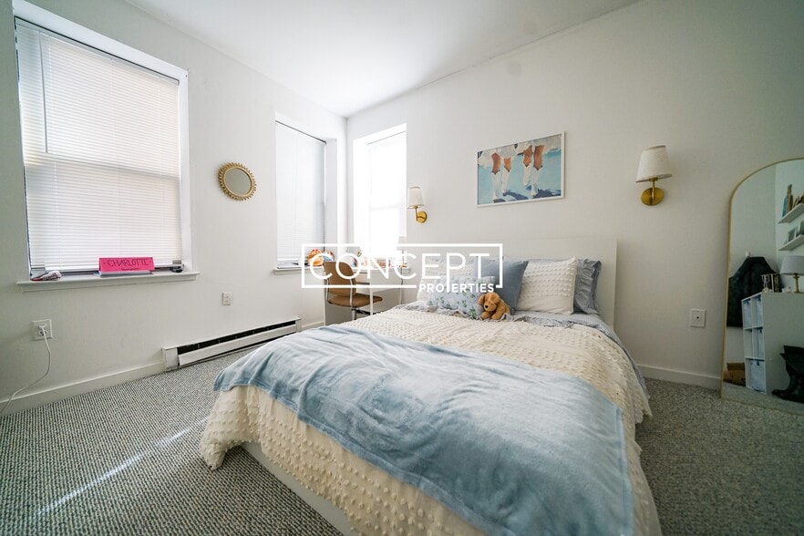 Building Photo - 772 Columbus Ave