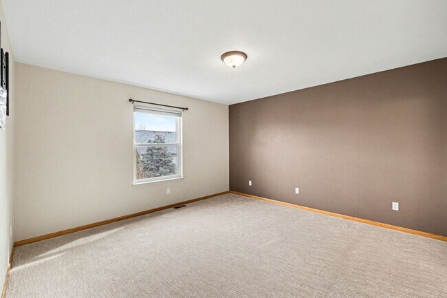 Building Photo - 2250 Marshfield Ln