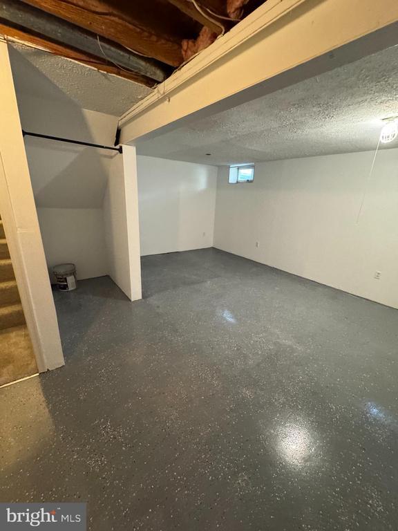 Building Photo - 9730 Red Clover Ct