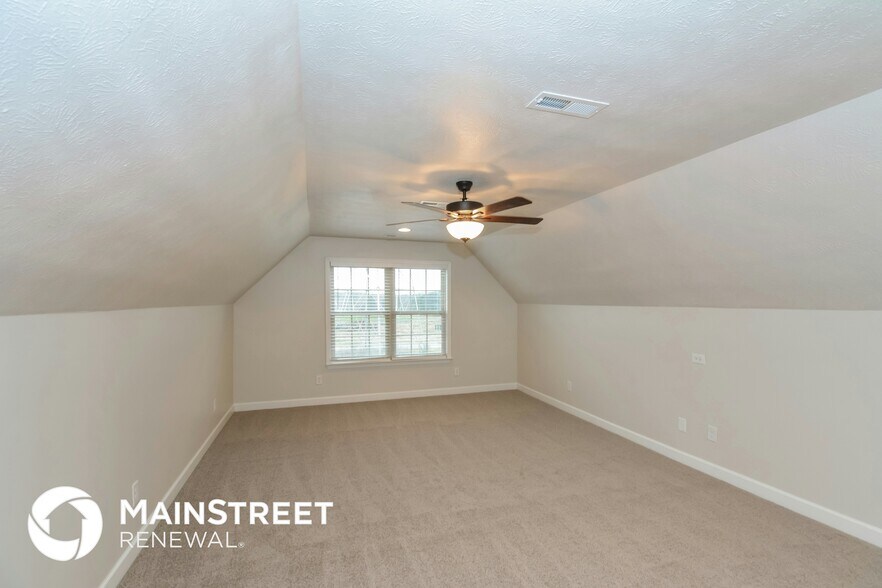 Building Photo - 3230 Volta Rd