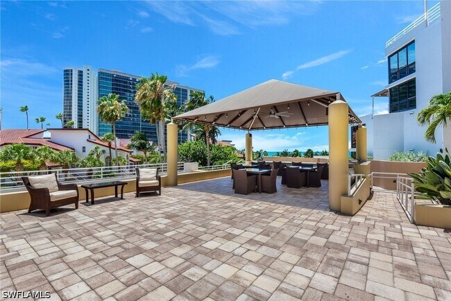 Building Photo - 4751 Gulf Shore Blvd N