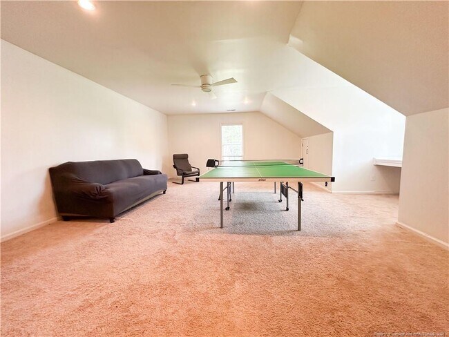 Building Photo - 518 Omaha Dr
