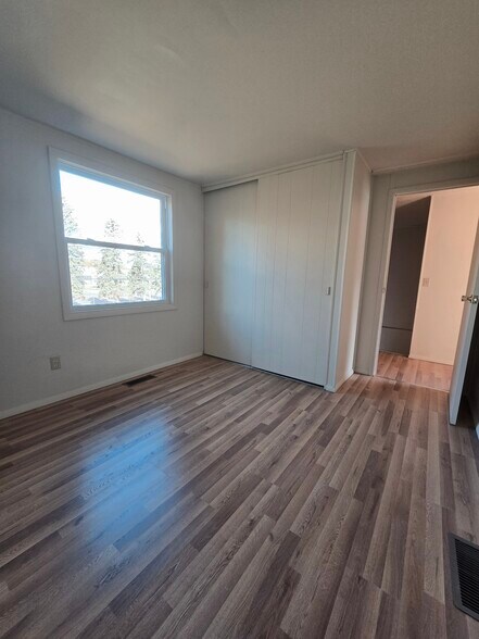 Building Photo - 168 Sackett Rd