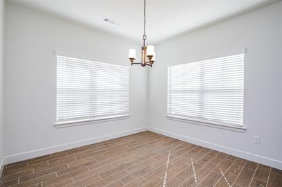 Building Photo - 937 Cook St