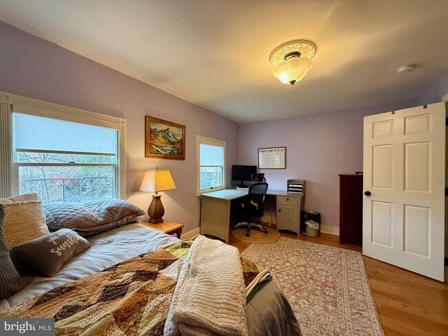 Building Photo - 2623 W 18th St