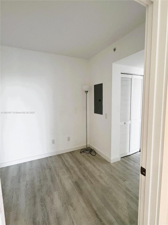 Building Photo - 4250 Biscayne Blvd