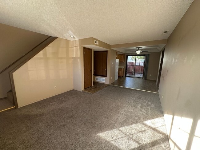 Building Photo - 1107 St Louis Ave