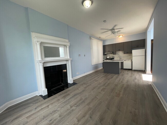 Building Photo - 1039 S Racine Ave