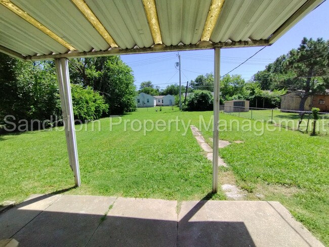 Building Photo - For Lease | Tulsa | Available Now!