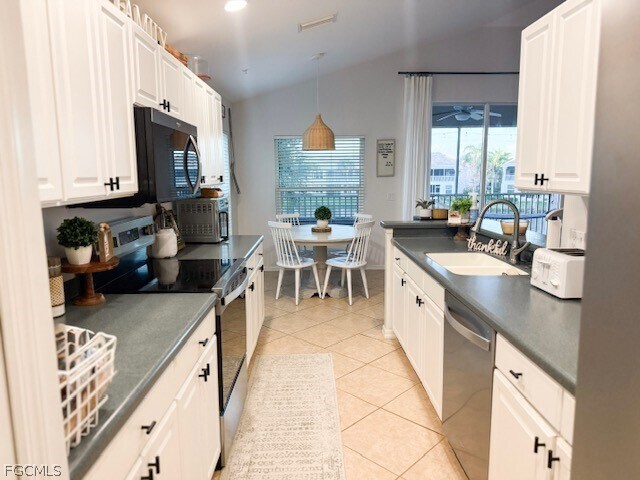 Building Photo - 2616 Somerville Loop