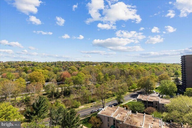 Building Photo - 5300 Holmes Run Pkwy