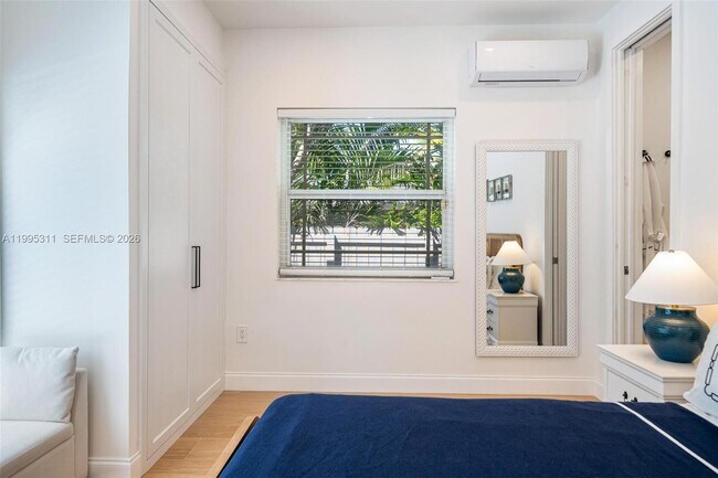 Building Photo - 696 NE 67th St