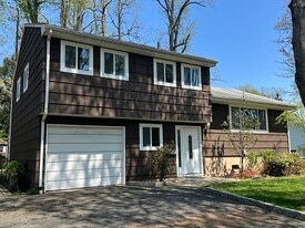 Sunny Front Split Level - 56 Fairway Dr