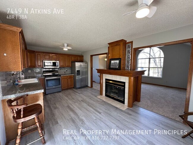 Building Photo - 7449 N Atkins Ave
