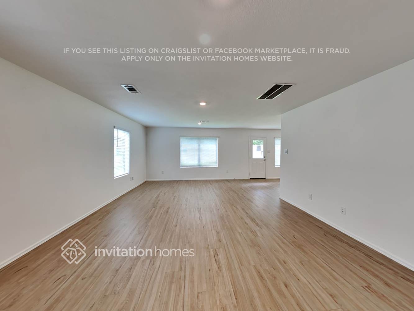 Building Photo - 18606 Via Barletta Ln