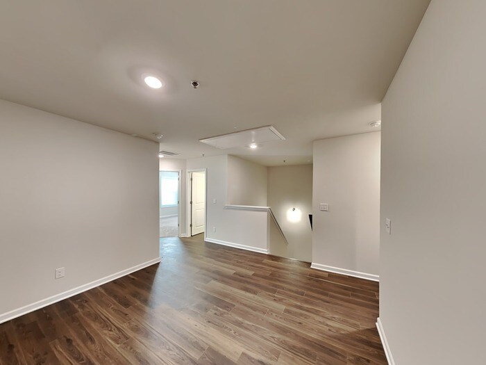 Building Photo - 121 Wayne Ln