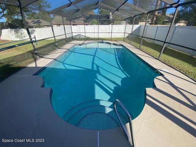 Building Photo - 5640 Graham St