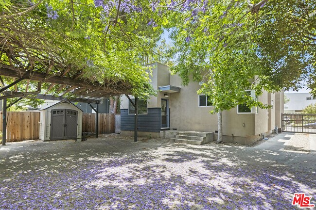 Building Photo - 4060 Tilden Ave
