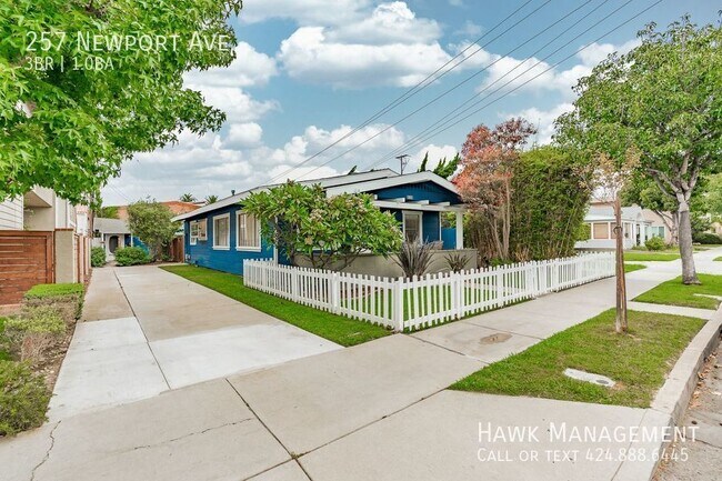 Building Photo - 257 Newport Ave