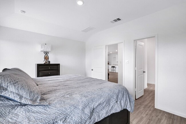 Building Photo - ***APPLICATION CURRENTLY UNDER REVIEW***Ca...