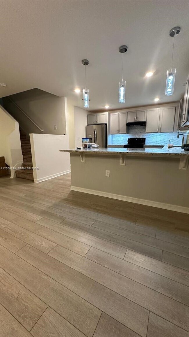 Building Photo - 594 Preserve Pointe Blvd