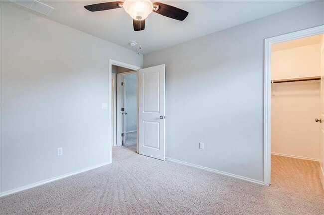 Building Photo - 10515 Turnbull Loop