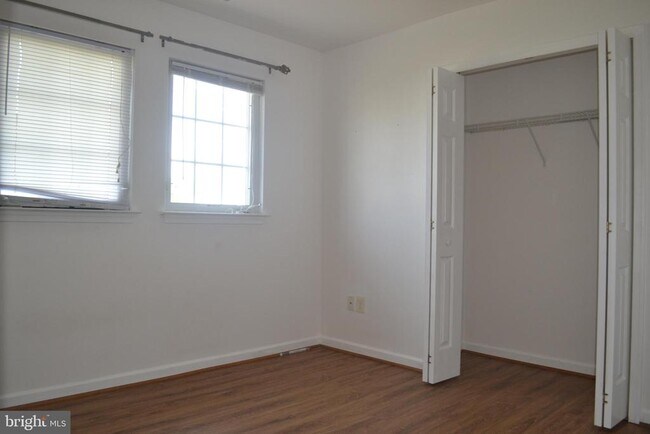 Building Photo - 5413 Silver Maple Ln
