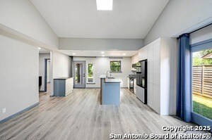 Building Photo - 2107 Darwin Dr