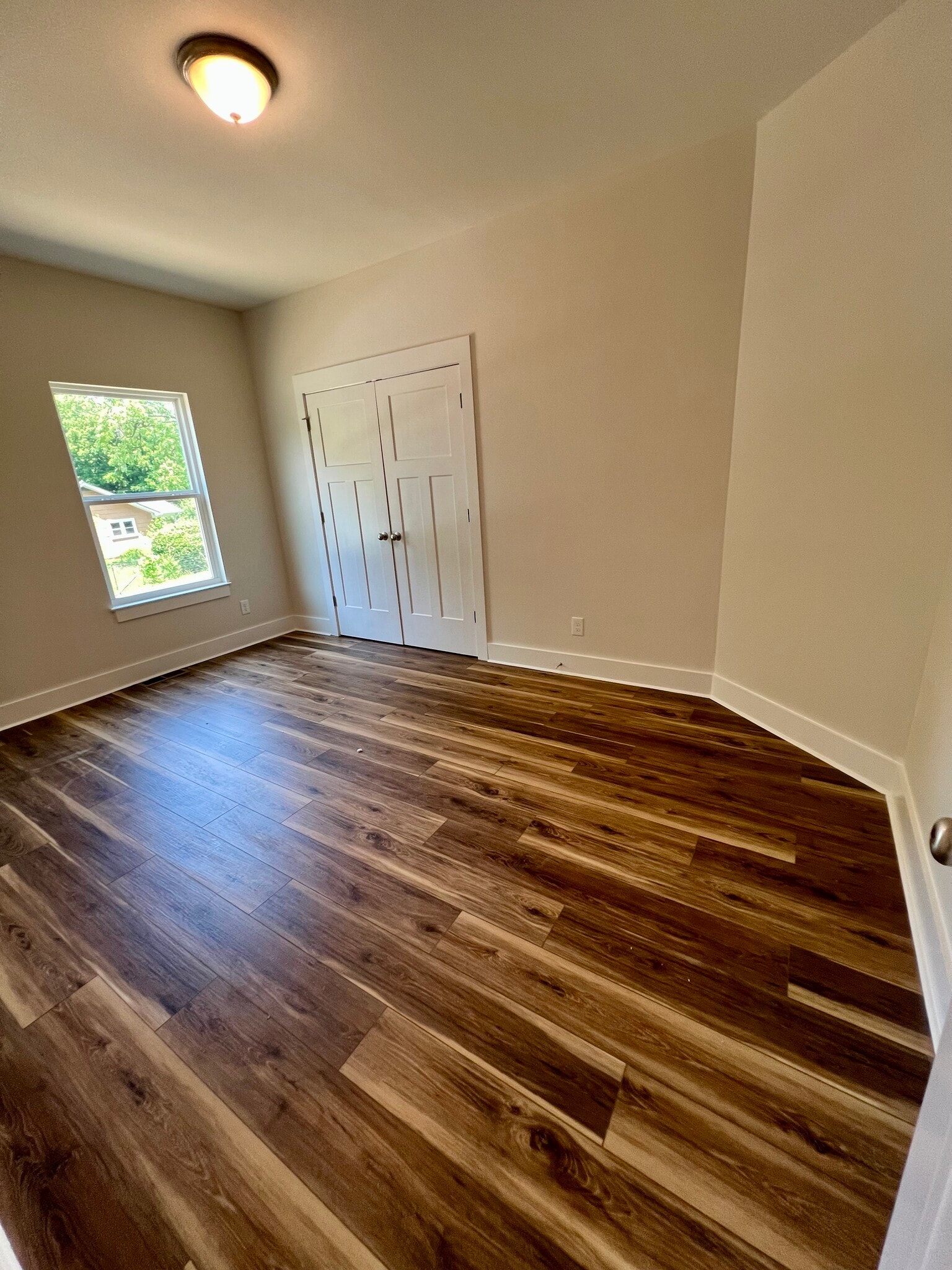 Building Photo - 3912 Meadow Ln