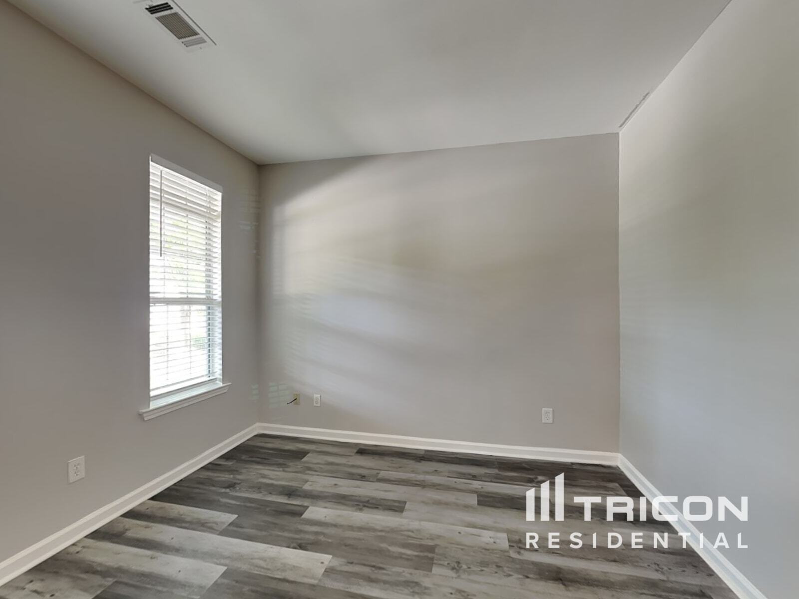 Building Photo - 606 Brookwater Dr