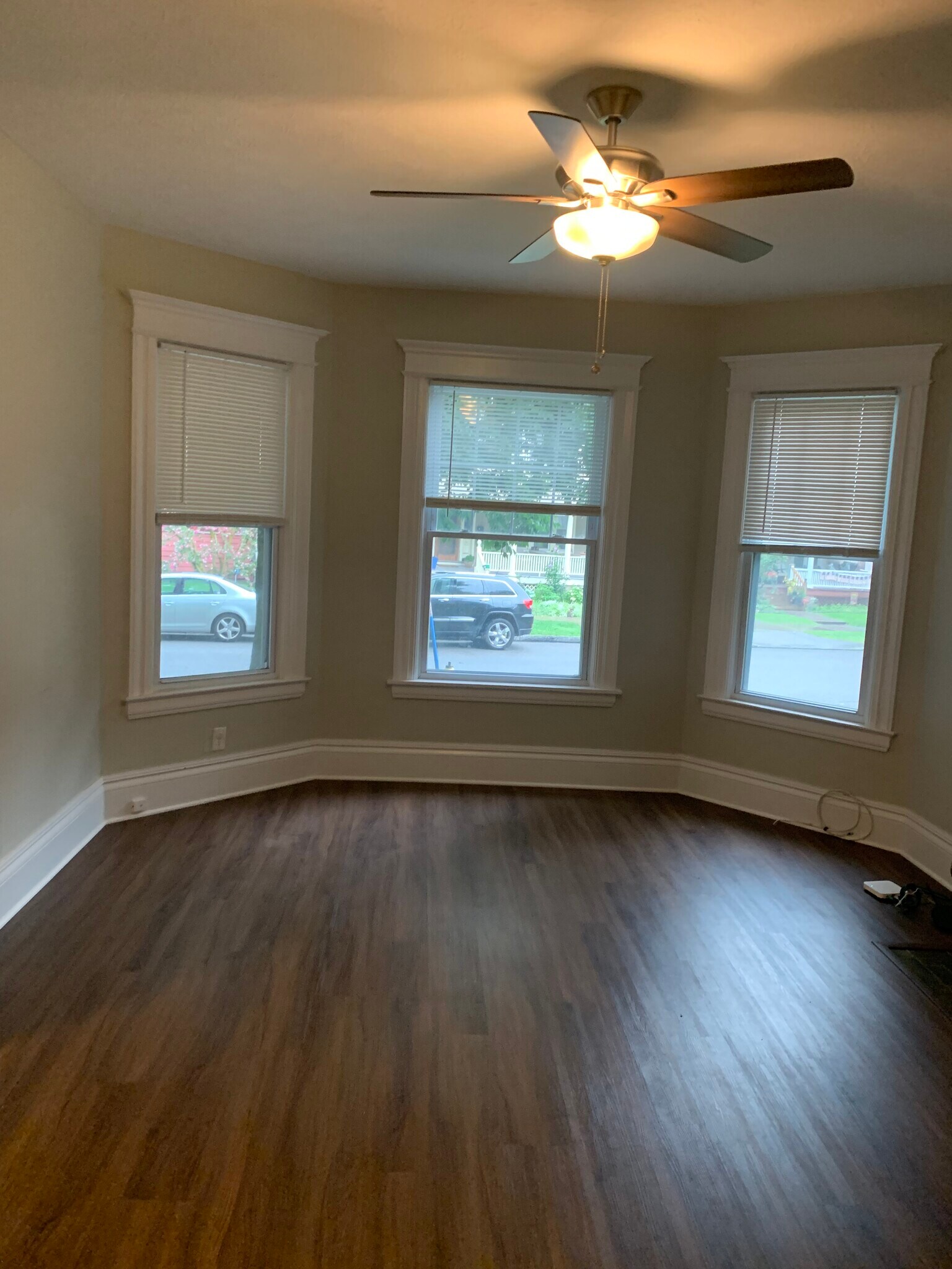 Building Photo - 152 Rosedale St