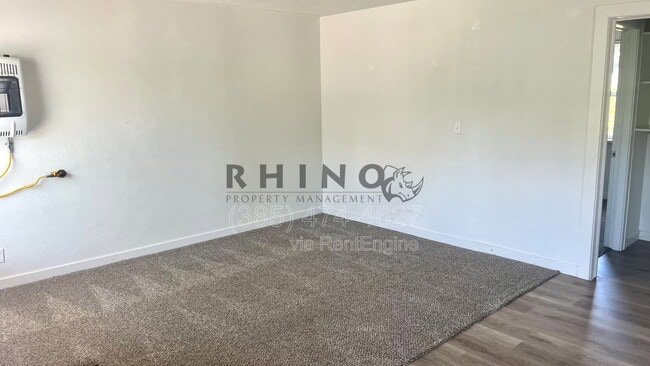 Building Photo - 664 28th St