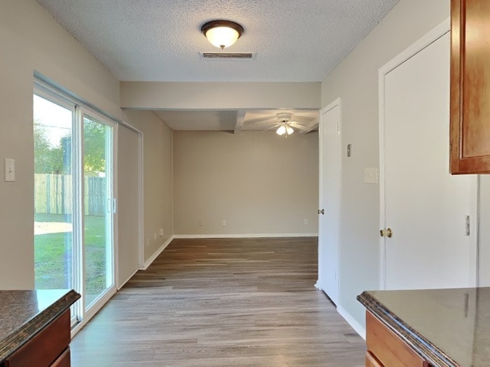 Building Photo - 1201 Saturn Dr