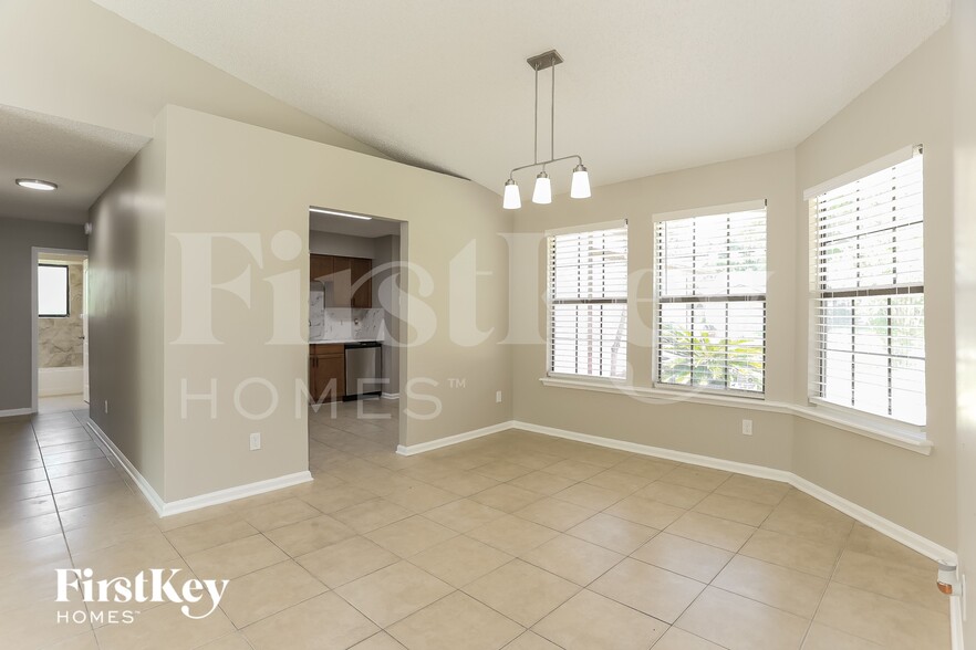 Building Photo - 1666 Ponderosa Pine Dr E