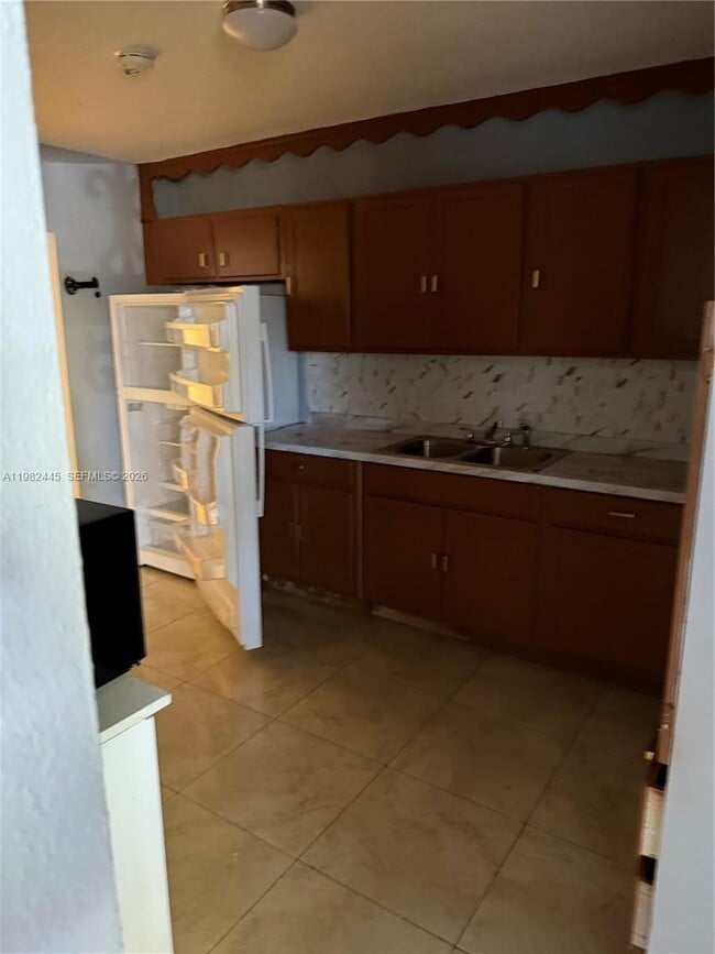 Building Photo - 18811 NW 24th Ave