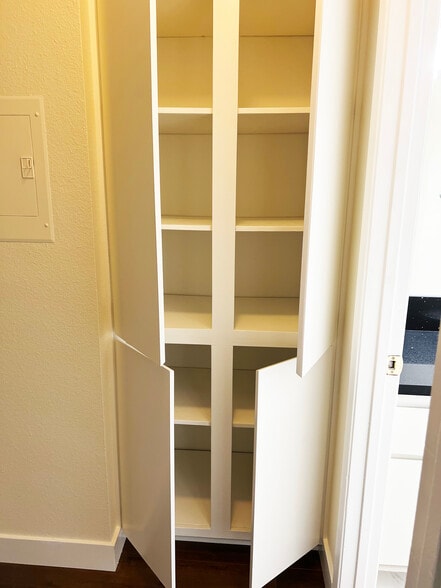 Storage for linens and towels - 4166 Garden Ave