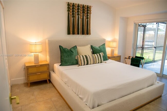 Building Photo - 1010 Joyce Ct