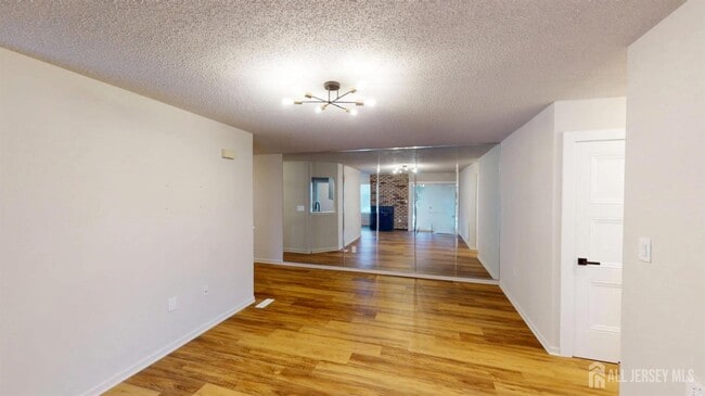 Building Photo - 29 Chatham Square