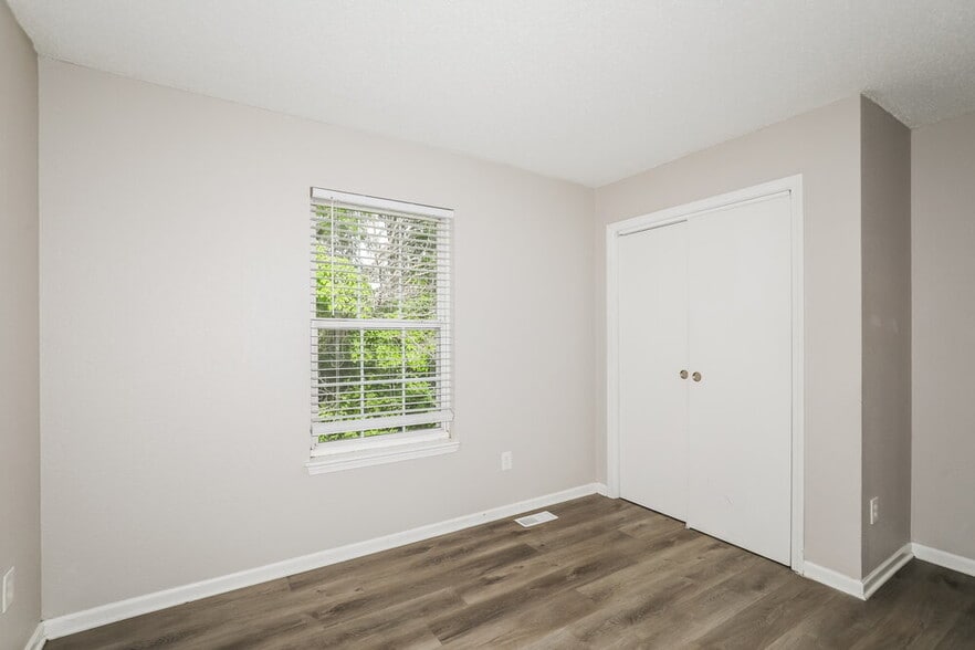 Building Photo - 4349 Village Trace Ct