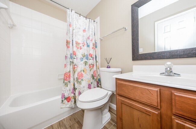 Building Photo - 19247 Dillsbury Ct