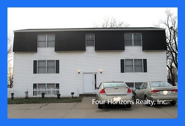 Primary Photo - 701 W Scott St