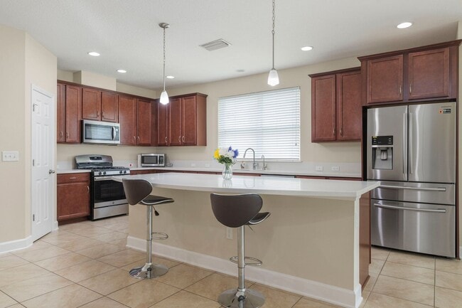 Building Photo - Single Family home in Shearwater