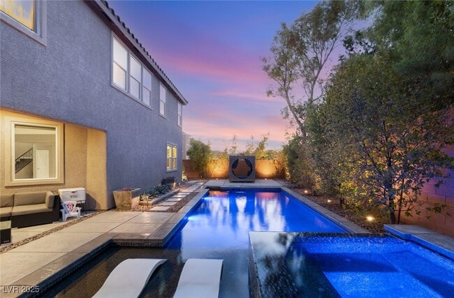 Building Photo - 338 Azar Swan Ave