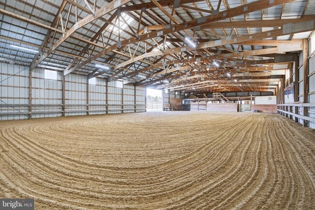 Building Photo - 5289 PA-309