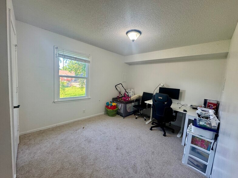 3rd Bedroom - 13847 S Alden Ct