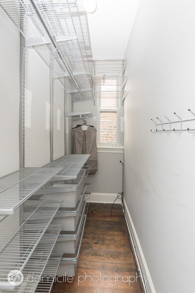 Building Photo - 2005 W Race Ave