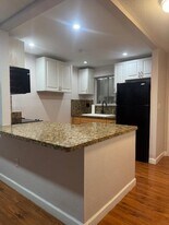 Building Photo - 6080 Forest Hill Blvd